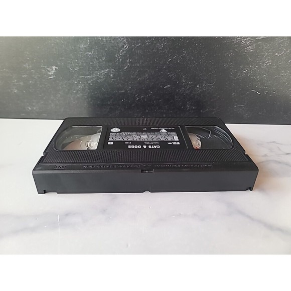 Cats & Dogs VHS Warner Bros. (2001) NO CASE READ - Picture 9 of 10